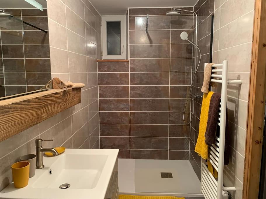 Appartement 2/4 Personnes ビュッサン エクステリア 写真